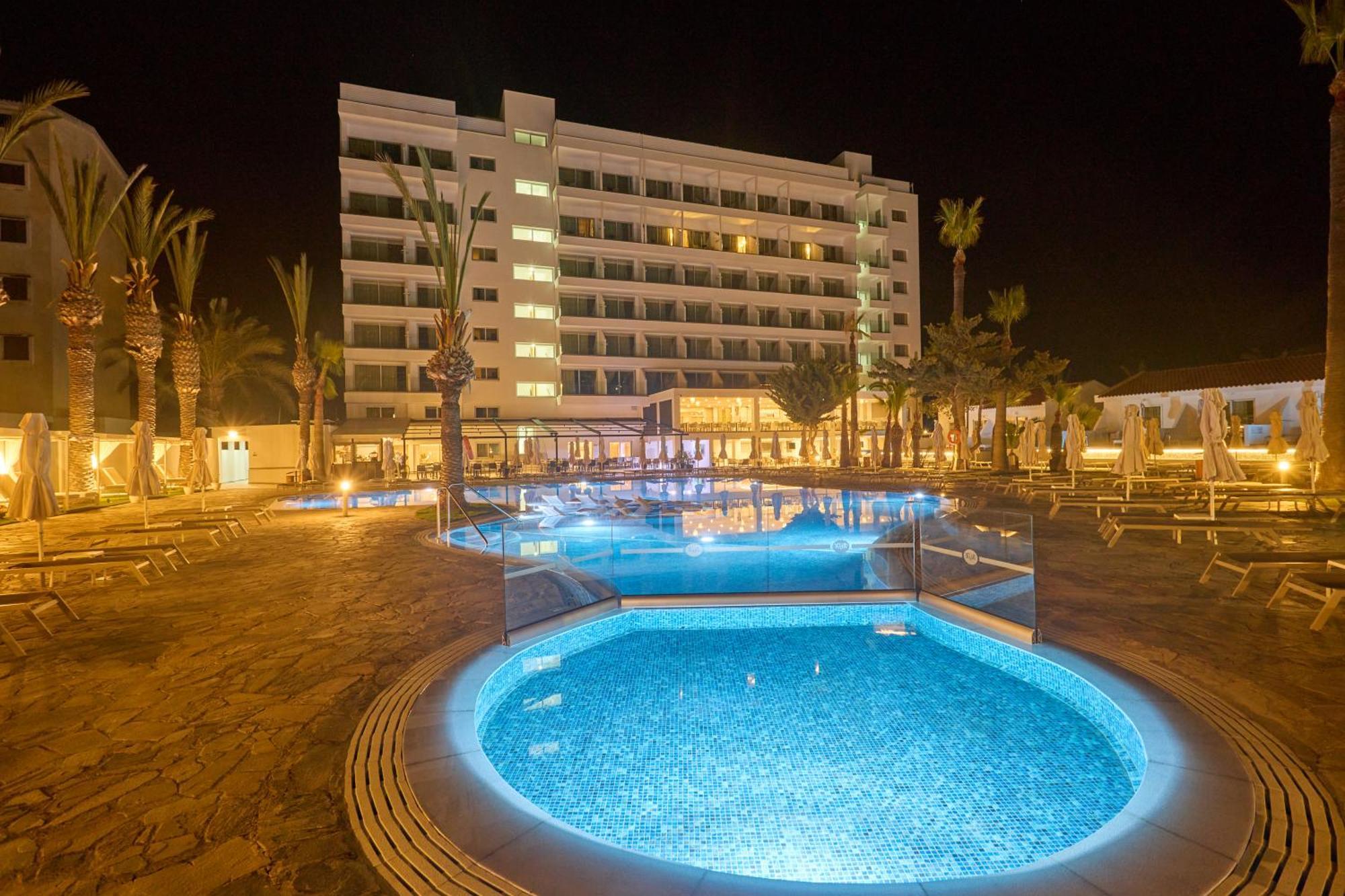 Bohemian Gardens Hotel Protaras Ngoại thất bức ảnh